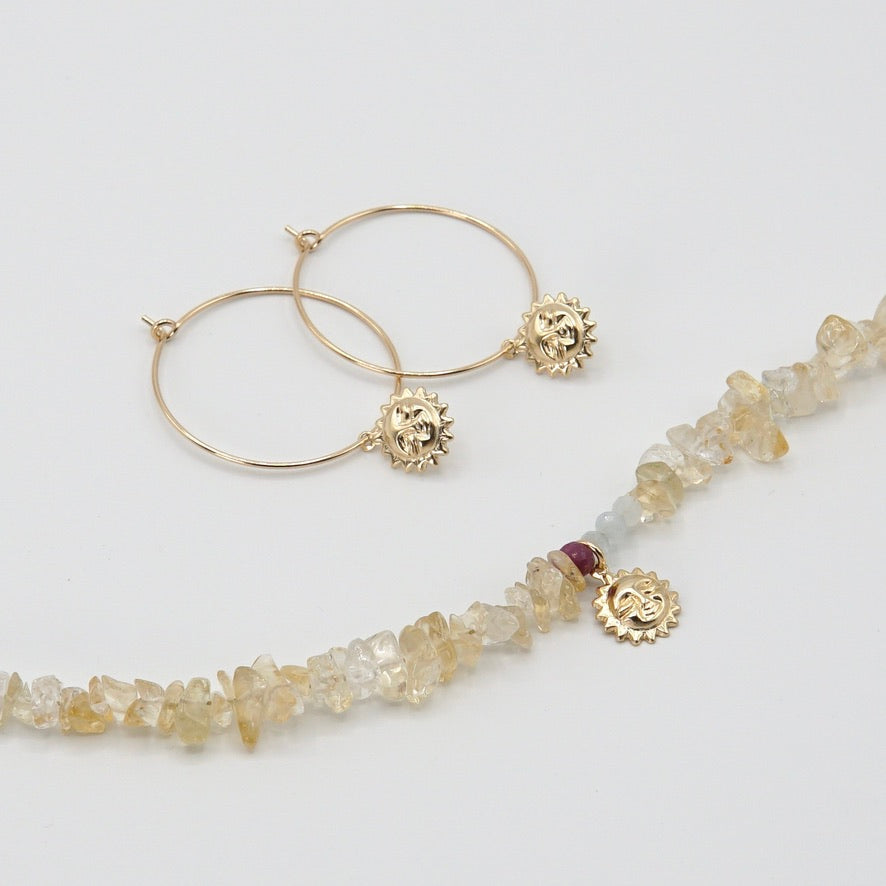 Creolen SOLEIL aus 14 Karat Goldfilled mit zarten Sonnen